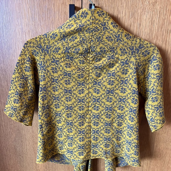 Shrug by Moth, mustard/pewter gray print w/pewter button closure 100% soft wool. - Picture 2 of 3